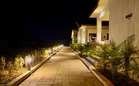 Deep Nature Resort Khopoli